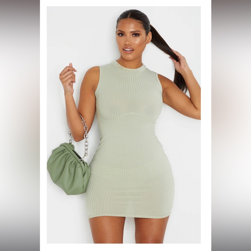 Shape Sage Green Rib Bust
Detail Bodycon Dress